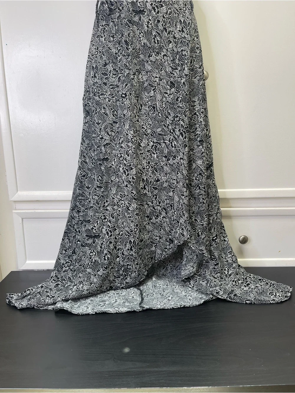 Abercrombie & Fitch Black White Paisley Floral High Low Wrap Maxi Dress Size M